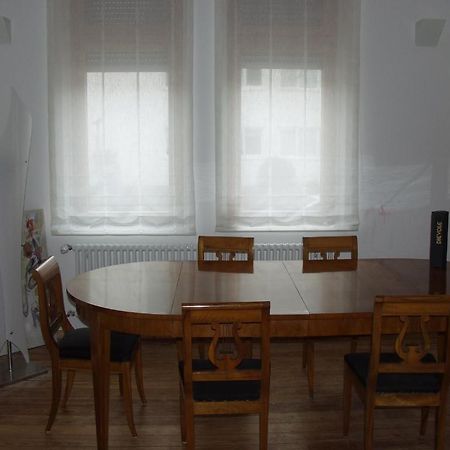 Exklusive Gaestezimmer Landau ランダウ・イン・デア・プファルツ エクステリア 写真